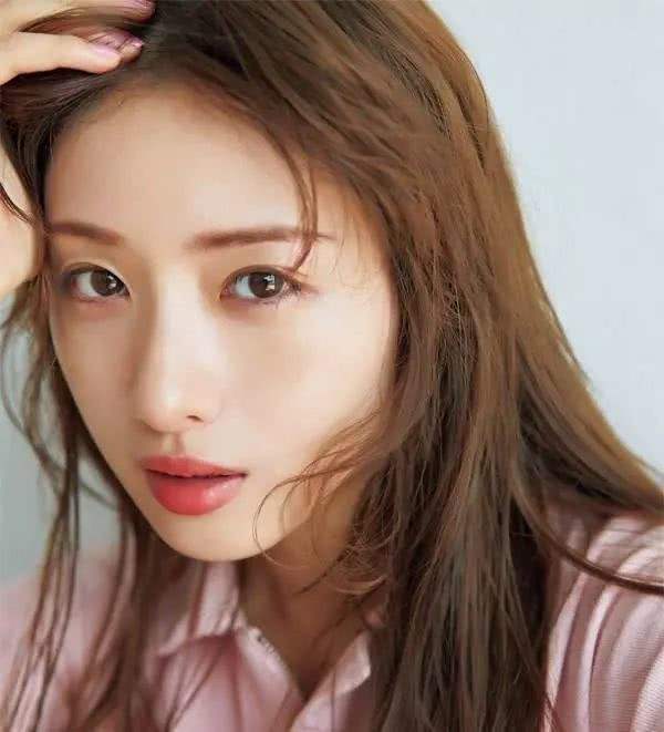 40岁女性如何选择平价眼霜,女士眼霜兰蔻