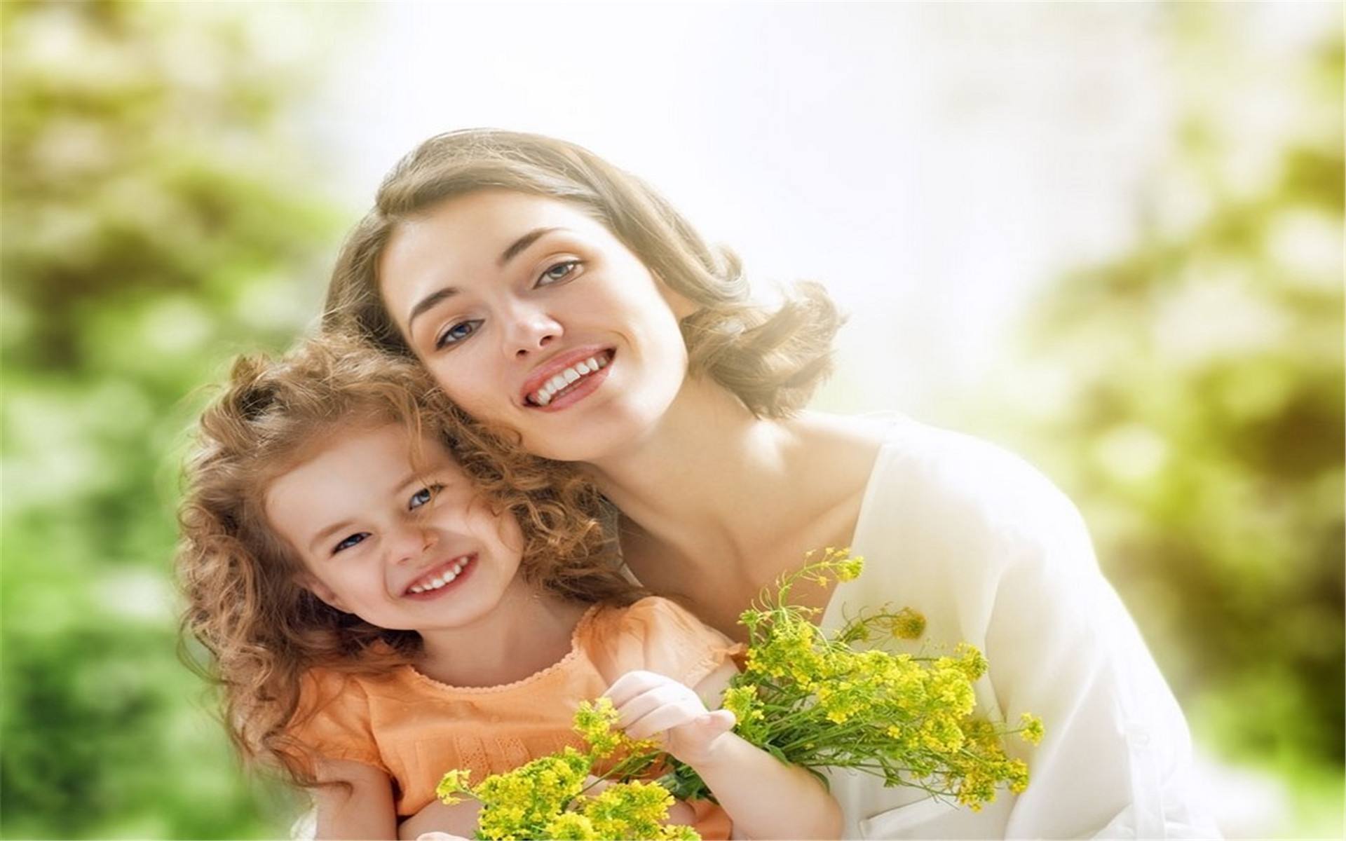 张小娴散文集《拥抱》——思念情人的拥抱，享受尘世的温暖