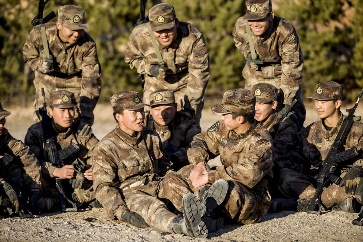 炮兵当兵的条件,当兵在炮兵连留队机会多吗