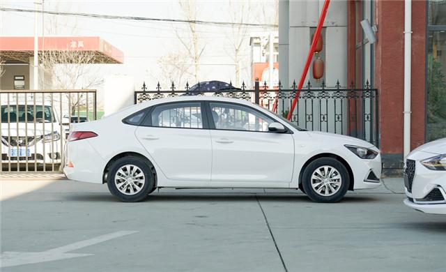 悦动裸车价6万,悦动高配自动挡落地价