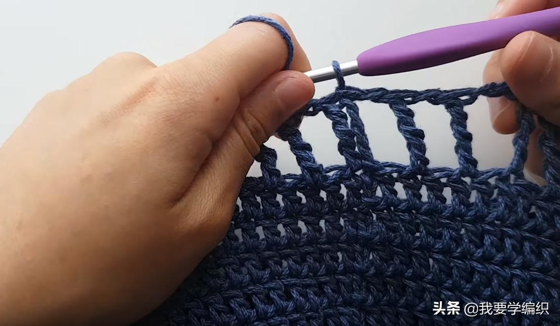 女孩子出门要包包么,女孩子出门要带小包