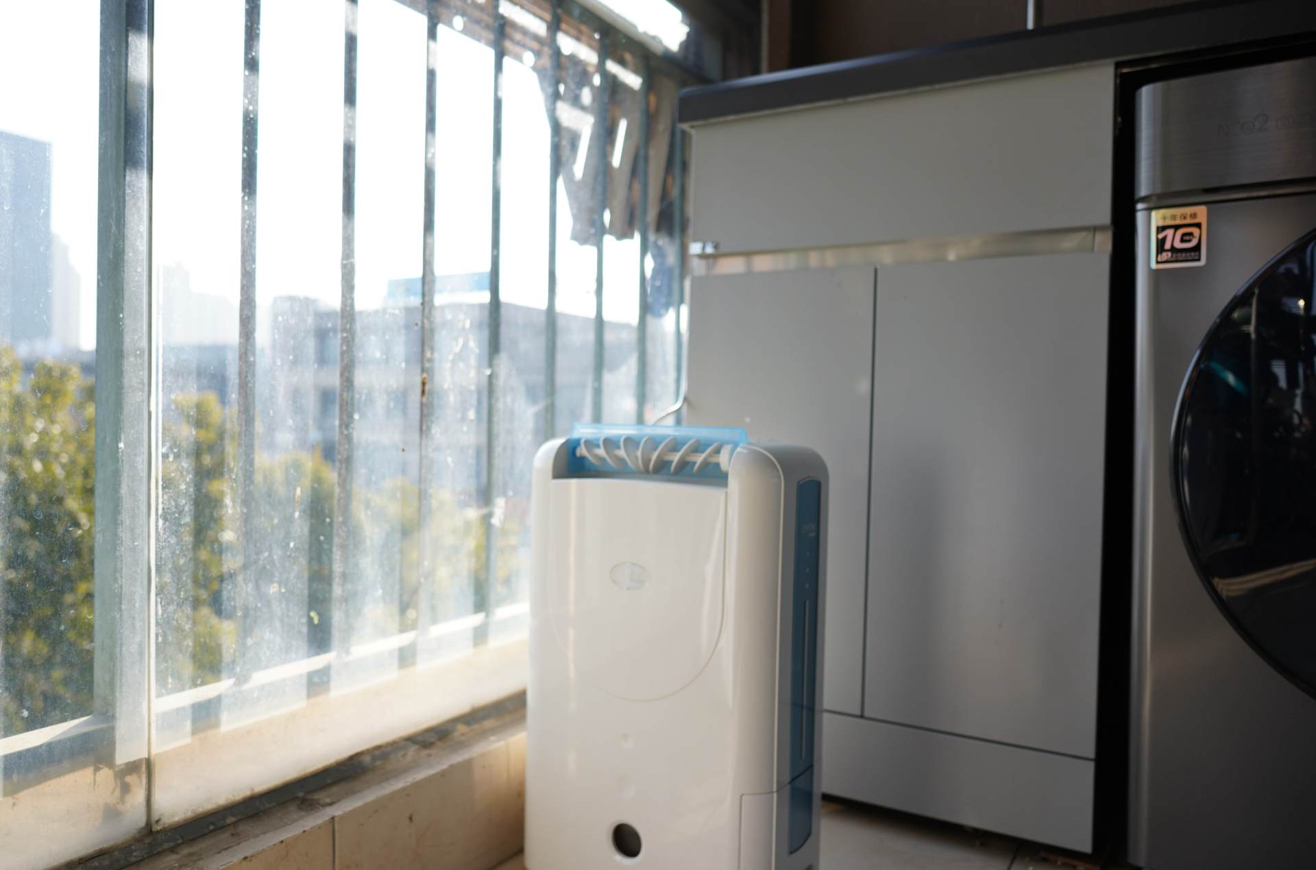 不用压缩机除湿,无压缩机除湿机的除湿原理