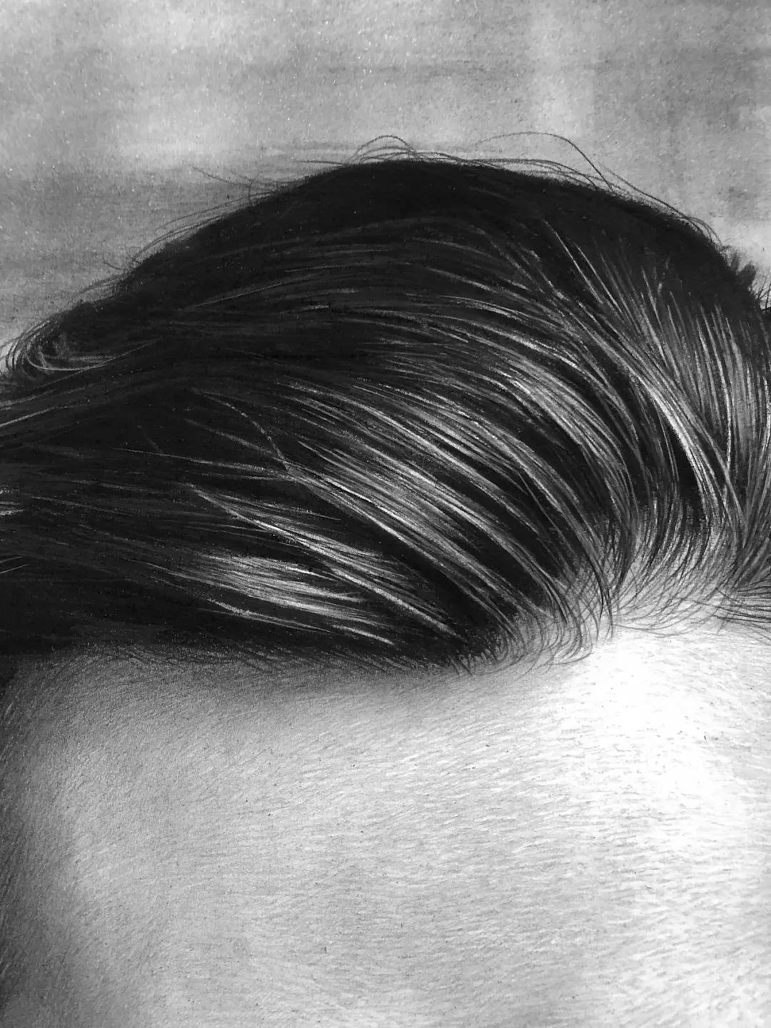 画一幅素描100万笔,胡歌、李现、迪丽热巴在他笔下全都画活了