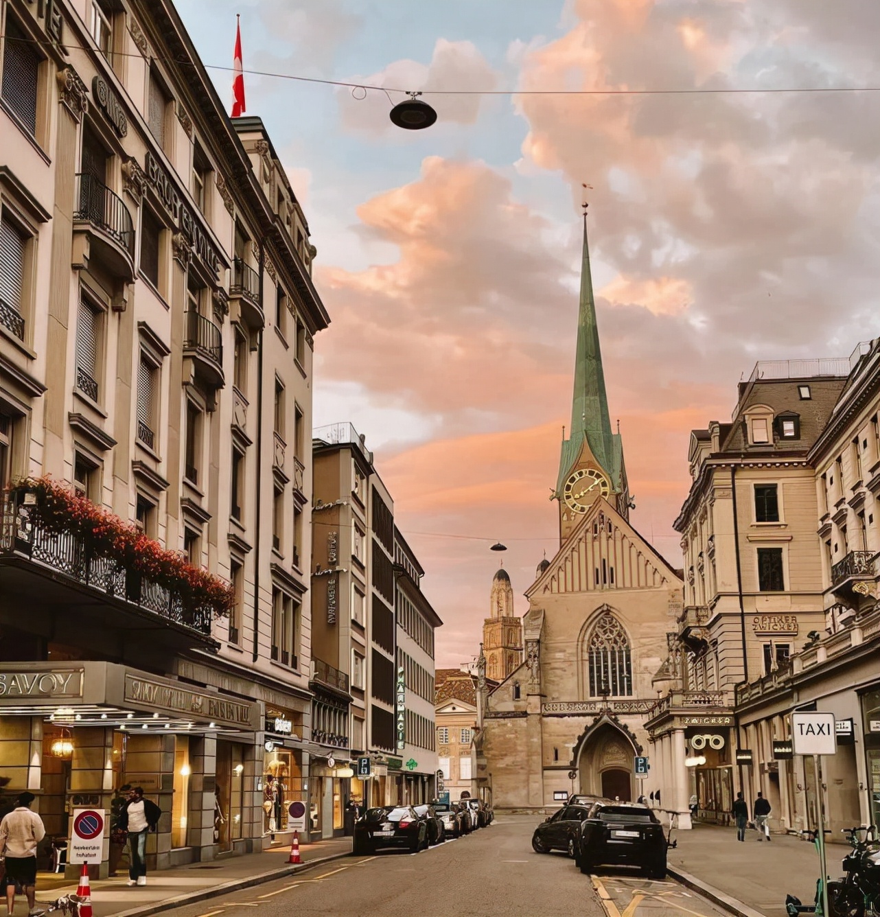 形容瑞士绝美的句子,瑞士绝美高原列车穿行