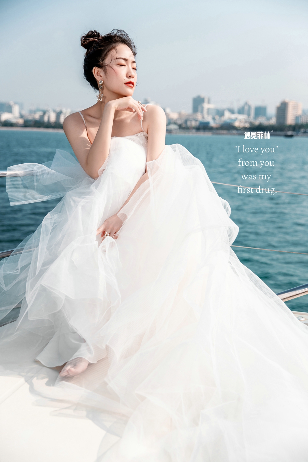 婚纱照一般选什么照片当摆台,婚纱照10张怎么挂墙上好看