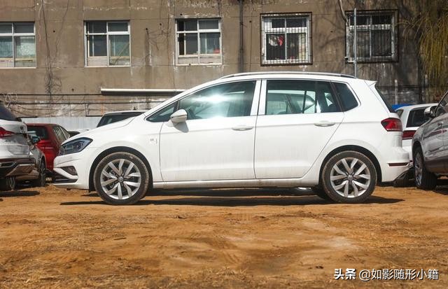 高尔夫嘉旅1.6和轩逸1.6哪个省油,高尔夫嘉旅2019款1.6l自动纯真型