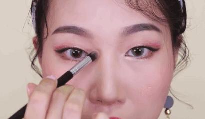 杨紫脸型变美,杨紫鼻基底前后对比