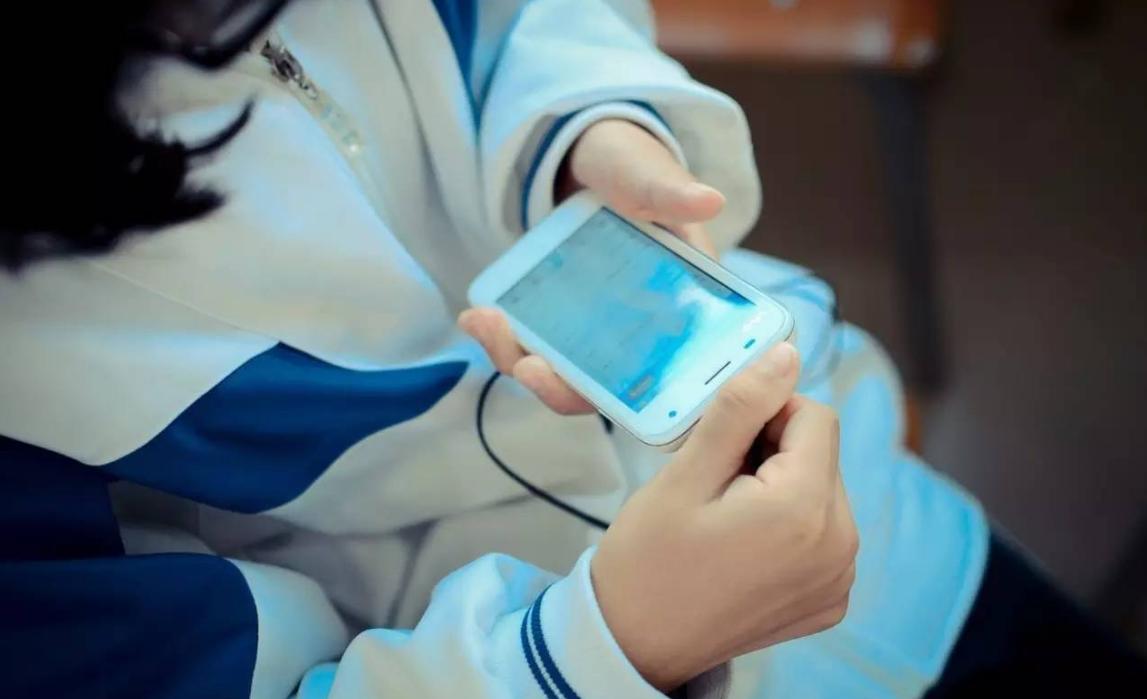 小学生qq群危害,青春期性无知的危害