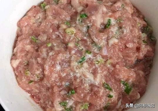 小笼包酱香味的酱料怎么调制,小笼包肉馅酱香和鲜香的区別
