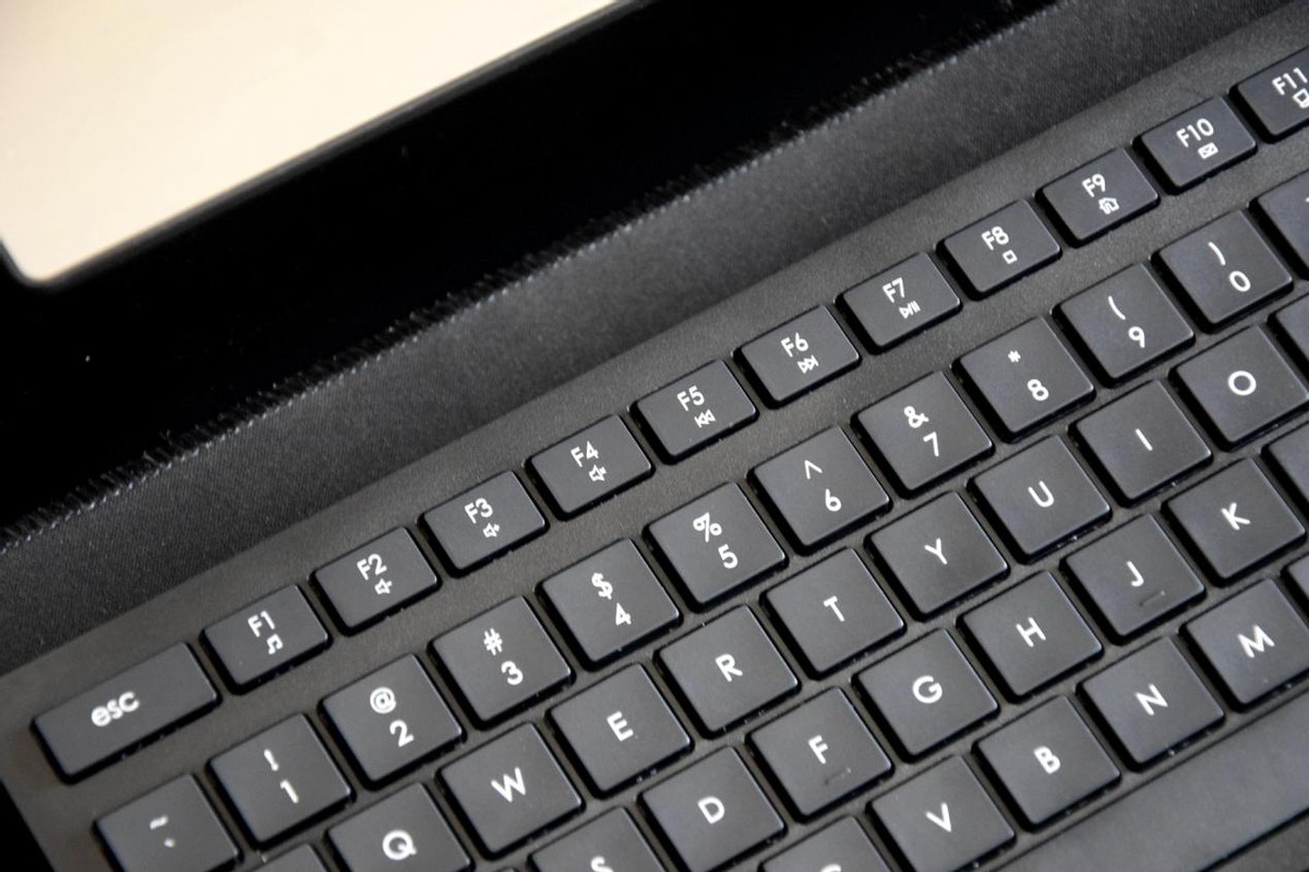 摆脱有线的束缚三款蓝牙耳机评测,摆脱有线束缚放松耳朵的蓝牙耳机