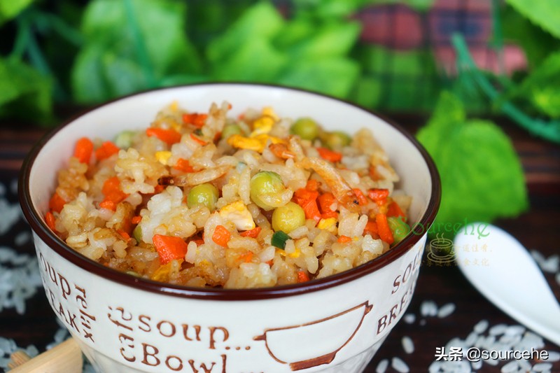 蛋炒饭记住3大黄金法则,米饭在锅中跳舞,粒粒分明,润而不腻