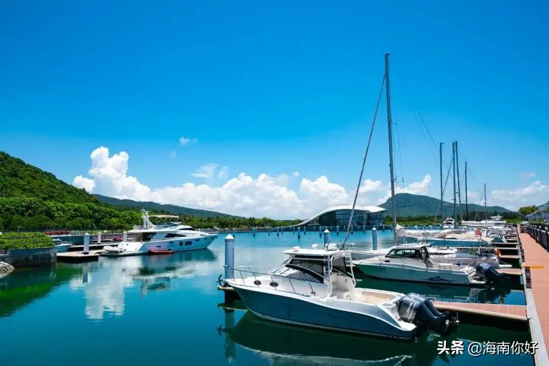 海南旅游豪华游艇出海,海南海上游艇包含海上玩的吗