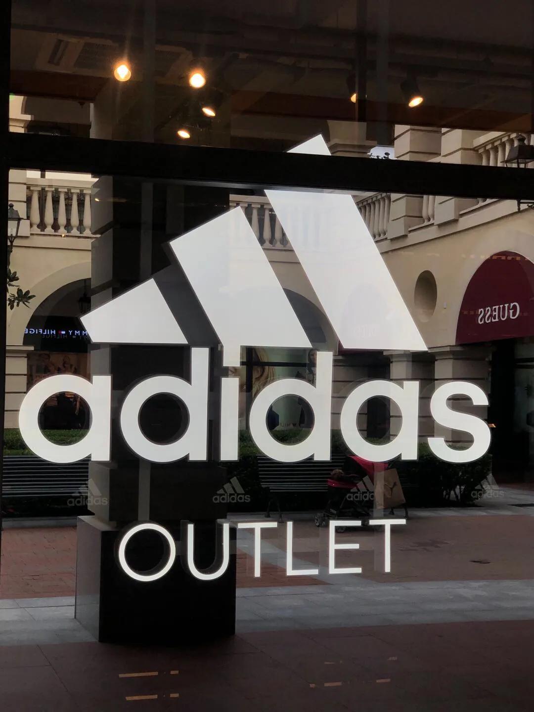 奥莱和阿迪耐克官网打折,奥莱目前耐克鞋款