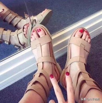 国外火爆女鞋凉鞋简单款,欧美凉鞋女鞋