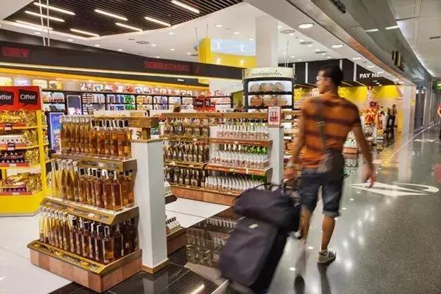 机场免税店有假货吗,阿姆斯特丹机场免税店便宜吗