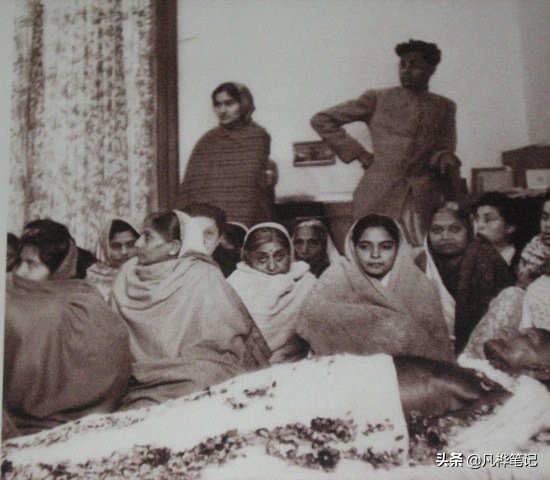 摄影史十大经典之作解析,100个必看的摄影常识