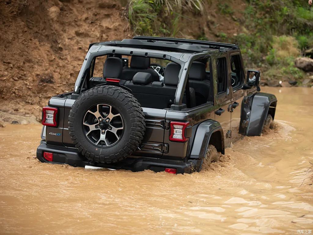 牧马人jeep5.0t,牧马人phev越野