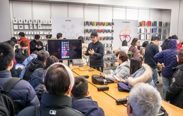 手机店老板说的内幕,手机店老板卖手机一定是原装的吗