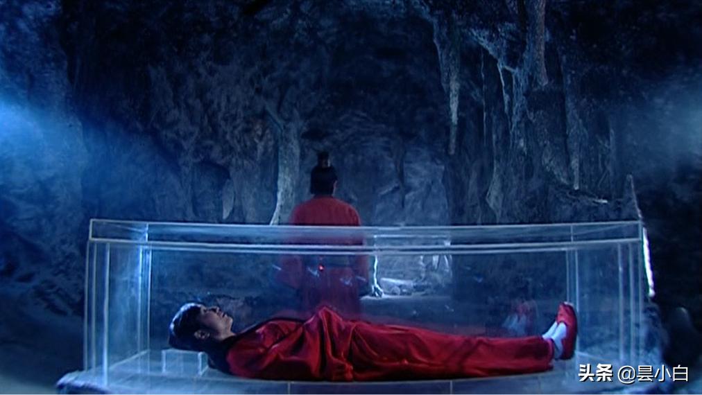 《天下第一》前传：武痴古三通是渣男，情痴朱无视又是什么？