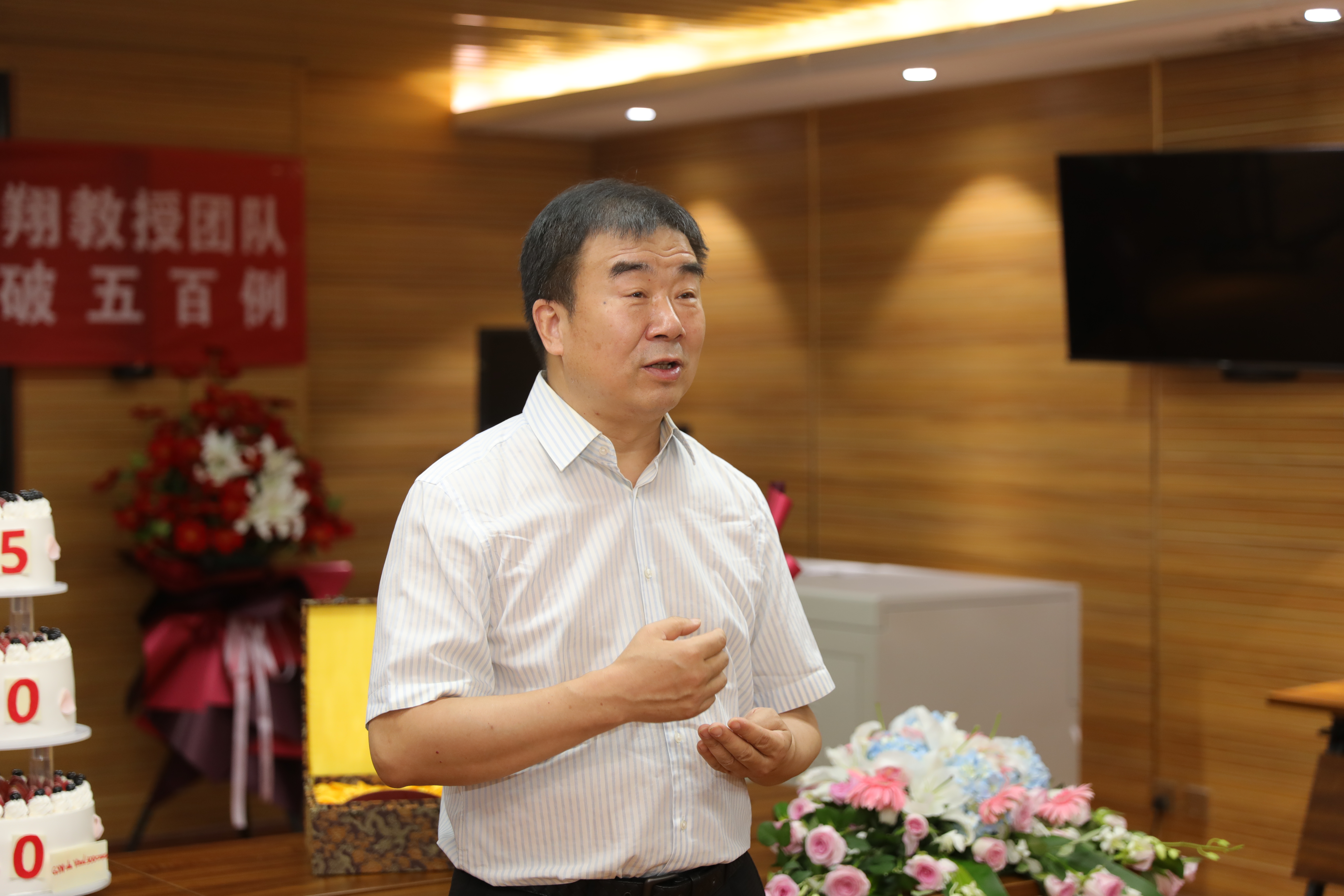 达芬奇手术机器人西安交大一附院,西安泌尿外科达芬奇机器人手术