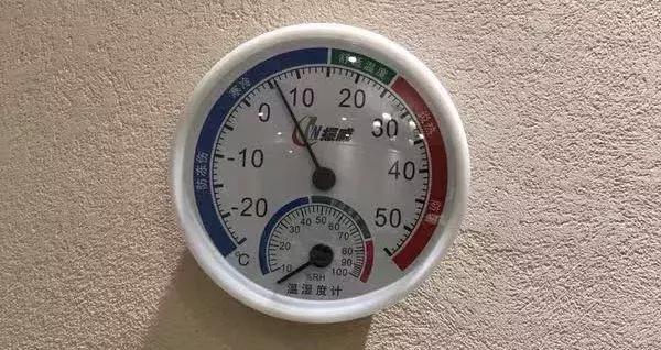 冬天家里的马桶冻了怎么办,马桶下水道结冰用什么方法