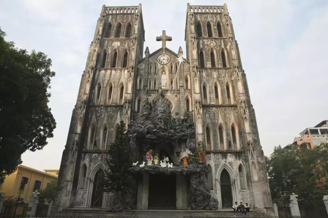 赚到了！坐火车就能出国，票价仅需200＋坐上能吹一辈子