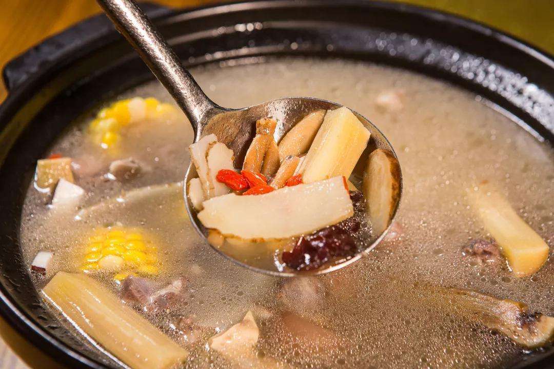 秋天火锅季家常火锅吃什么,秋季火锅的7种养生汤底