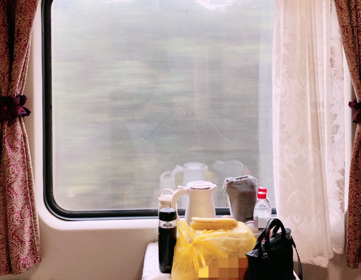 这趟没信号的火车，全程7891公里行驶131小时，价格贵却一票难求