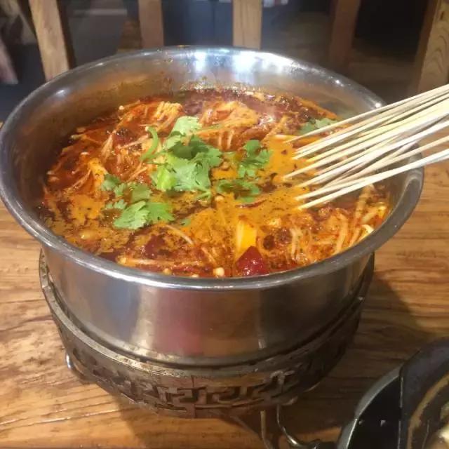 盘点那些充满烟火气的大排档,中国目前最火爆的大排档