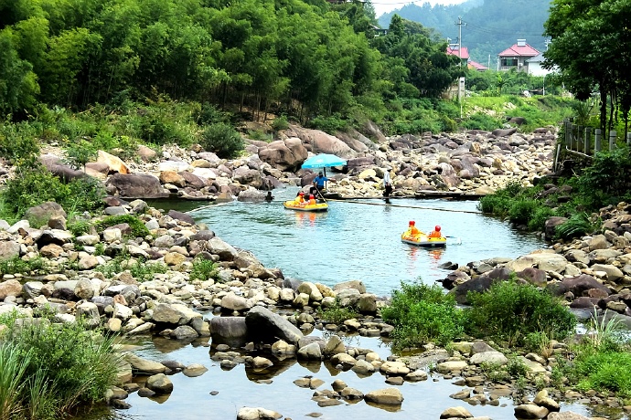浙江安吉漂流3天旅游攻略,安吉高铁站到浙北漂流乘车