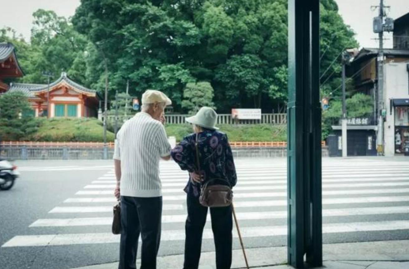 中国第一批丁克现在多大岁数,第一代丁克晚年生活