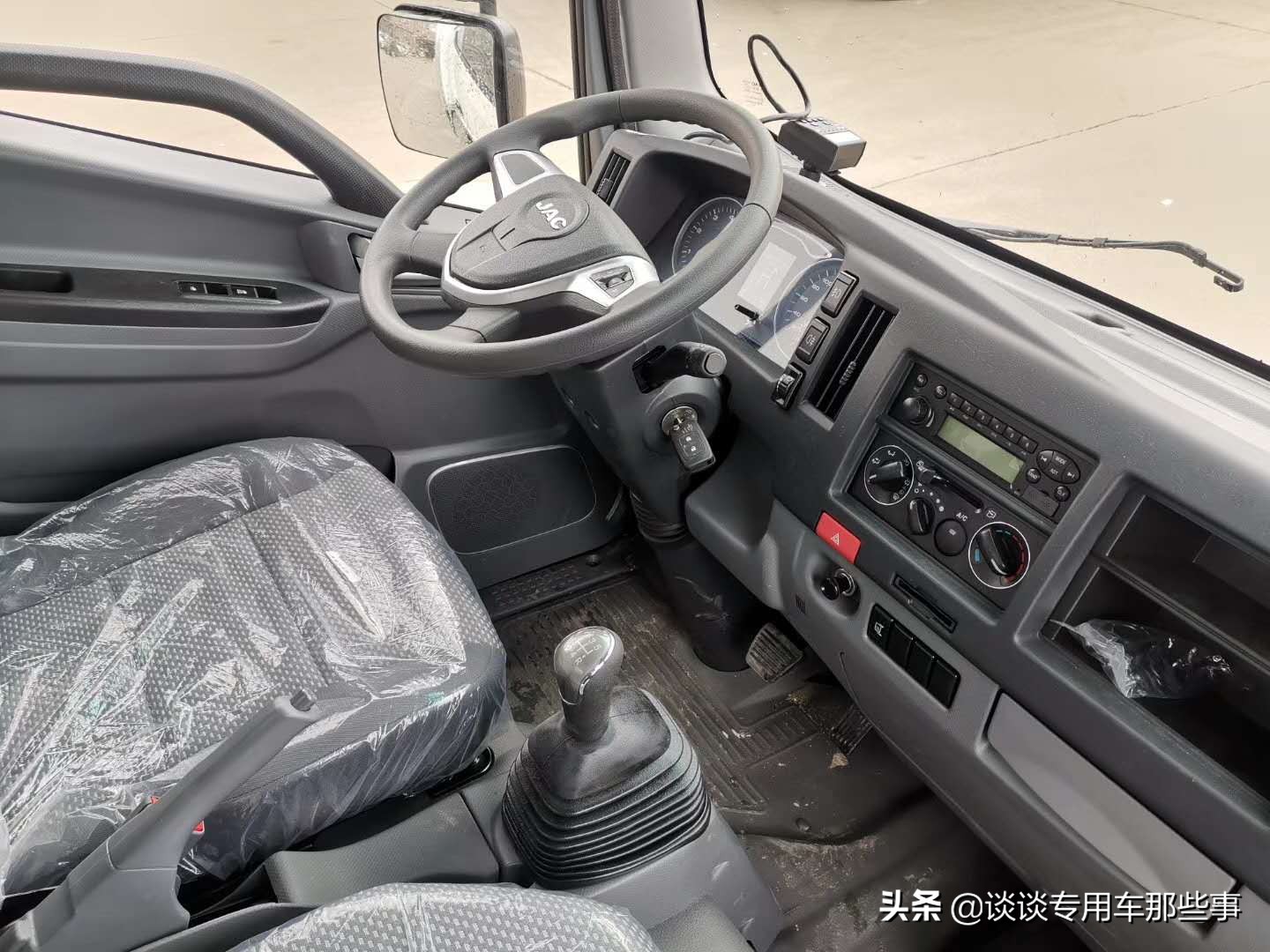 新款江淮帅铃4.2米冷藏车,帅铃冷藏车和欧马可冷藏车哪个好