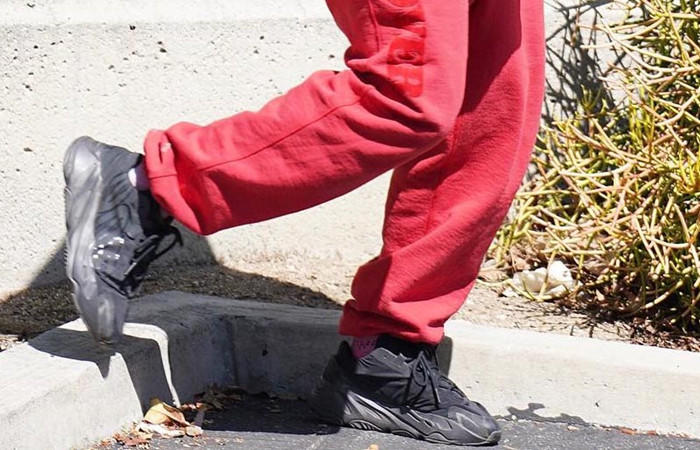 aj1low黑红脚趾丝绸,aj1潮流复古篮球鞋白灰蓝