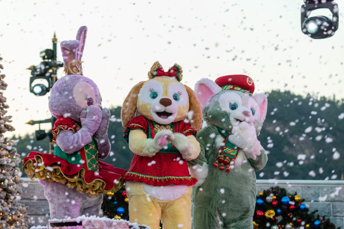 香港迪士尼有哪些好玩的地方,香港迪士尼附近有什么好玩的
