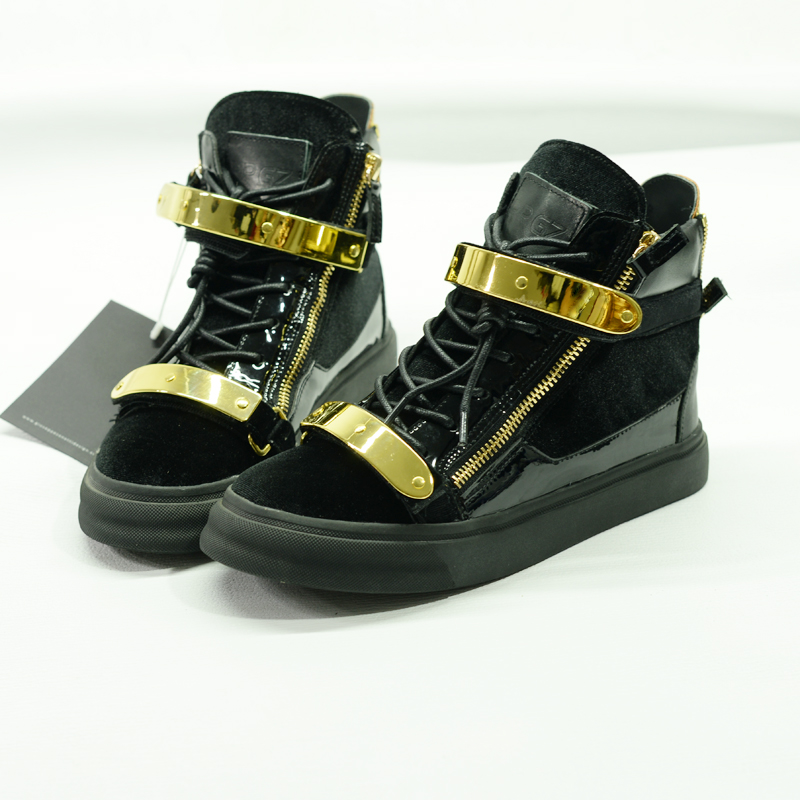 一双鞋子很重要,一双鞋子最重要的就是舒适感