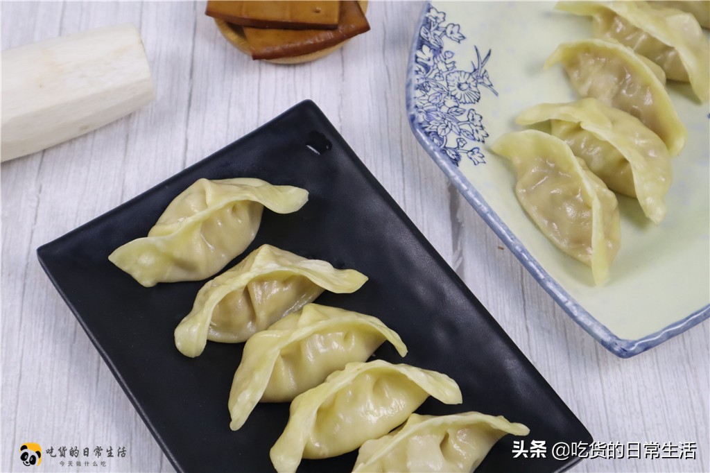 蒸饺子要不要先过水,饺子要怎么蒸才不粘锅