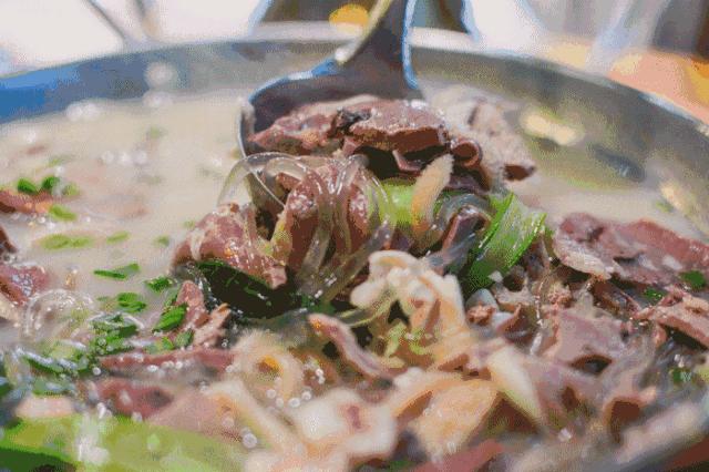 7个值得你驱车前往的吃羊肉地，这一口还魂的羊肉，吃了会上瘾！