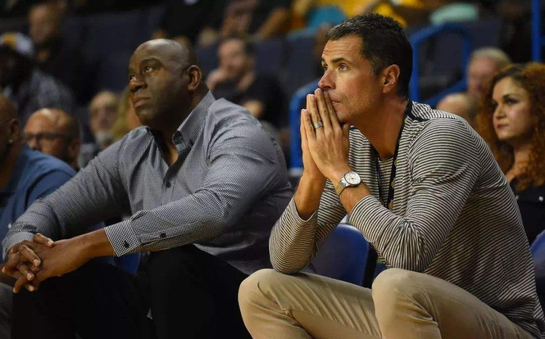 魔术师约翰逊喊话珍妮巴斯,湖人珍妮巴斯谈湖人被淘汰