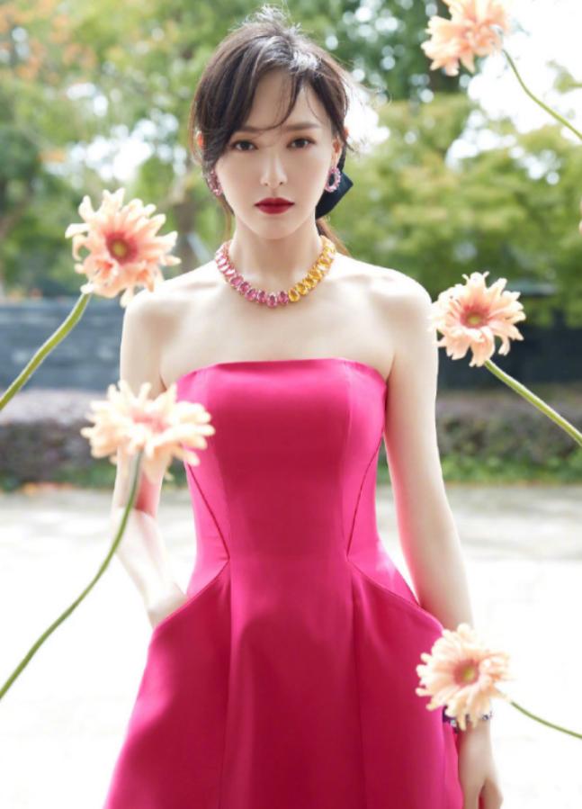 傻白甜鼻祖唐嫣演技遭质疑,傻白甜黑化是什么样子的