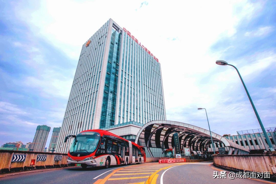 成都剑南大道k4进展,成都公交快速公交k14路开通
