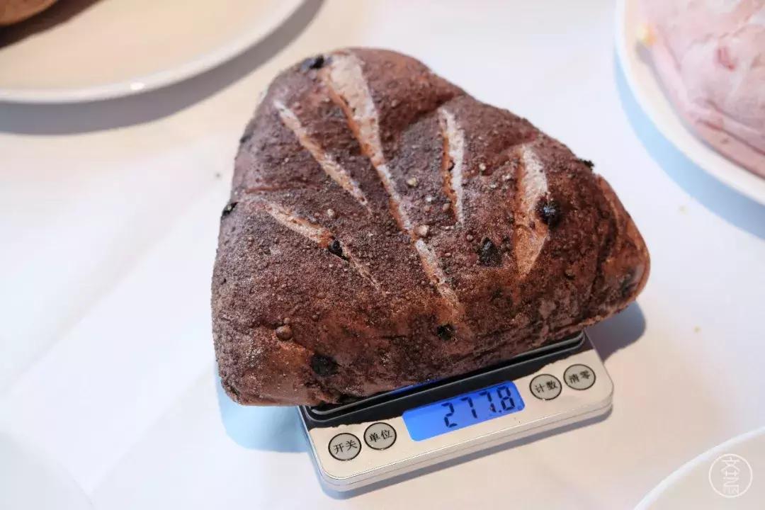 用解数学题的思路盲测郑州本地15款网红欧包