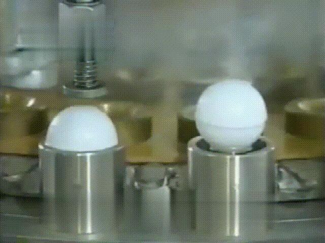 乒乓球是如何制造,乒乓球是由什么制作的