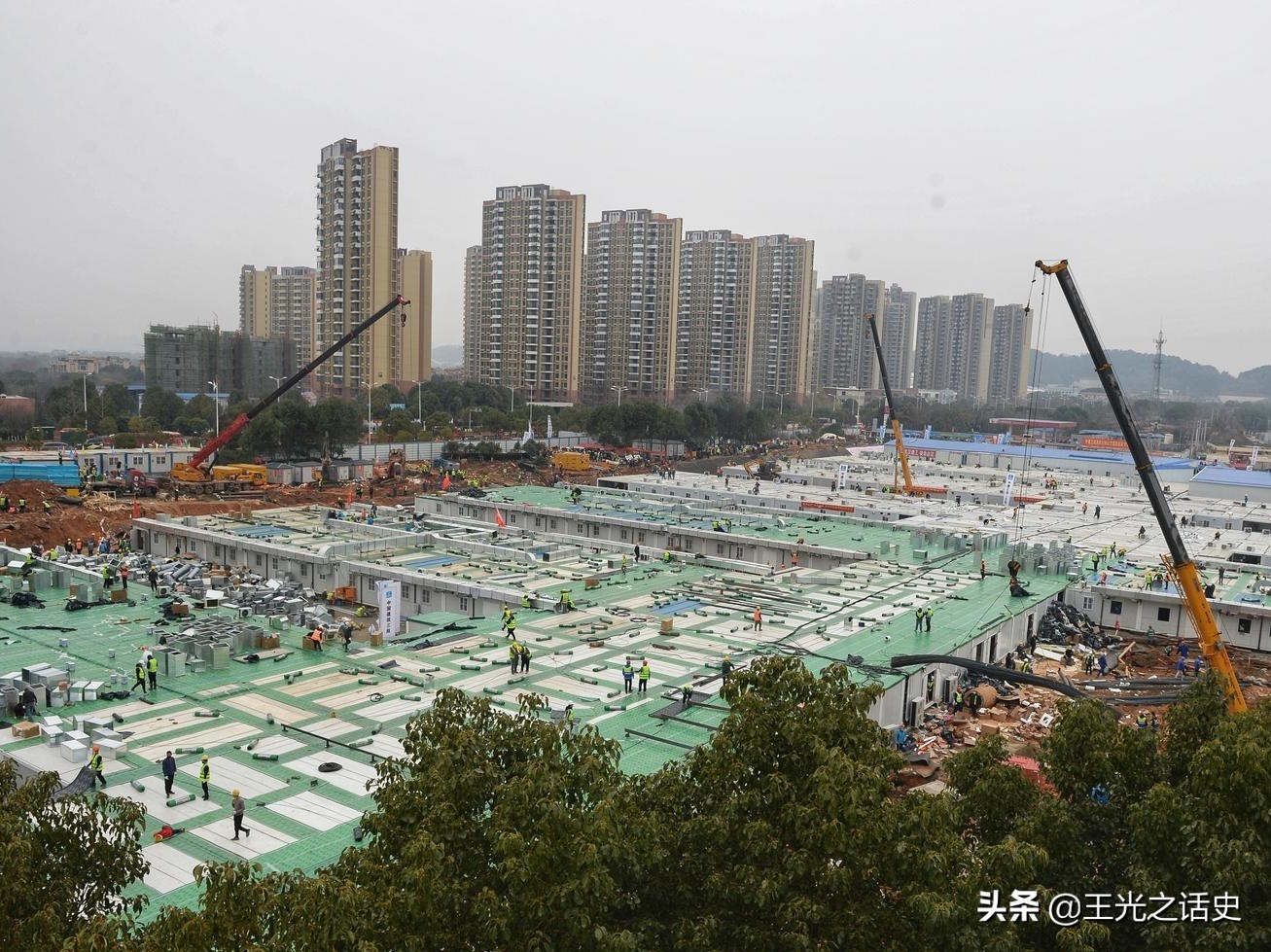 10天建一座医院让老外惊呆,中国人能在10天建起一座医院