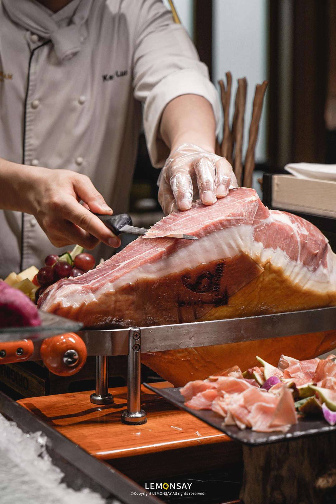 朗廷酒店自助餐，龙虾无限续！任意吃