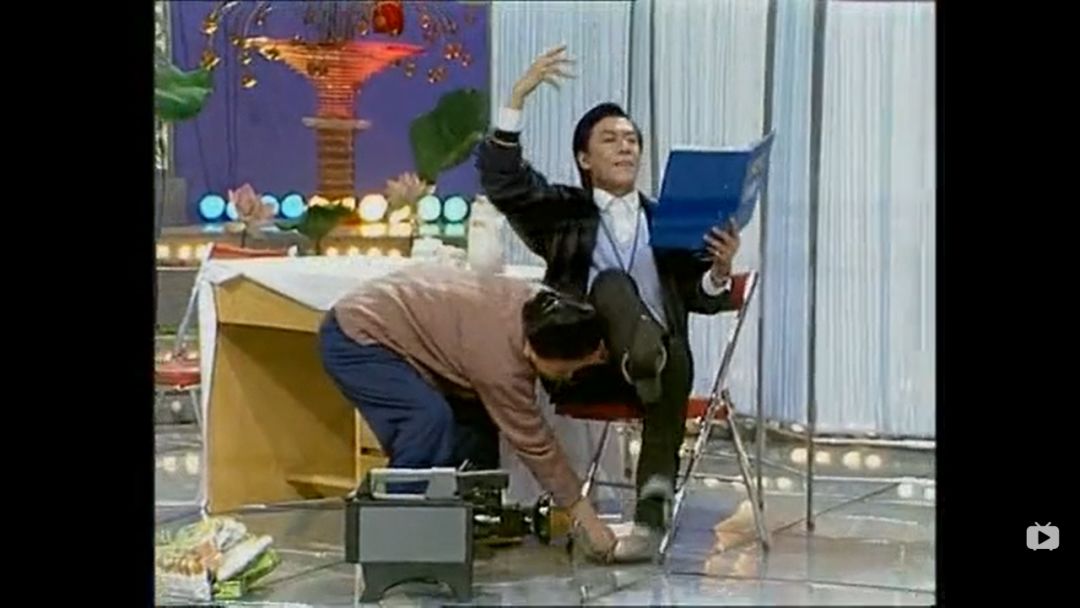 小时候看见过谁就觉得长了谁的脸,小时候看到了一个陌生的面孔