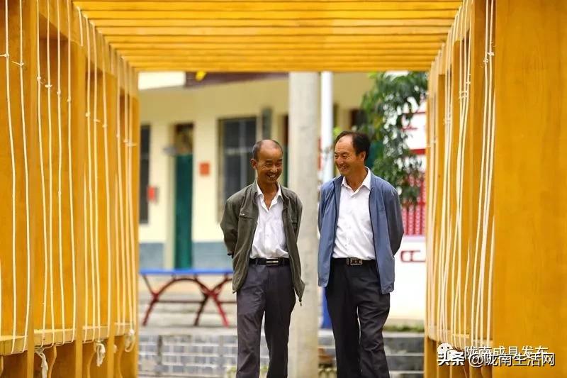 我叫成县，这是我2019年的自拍照