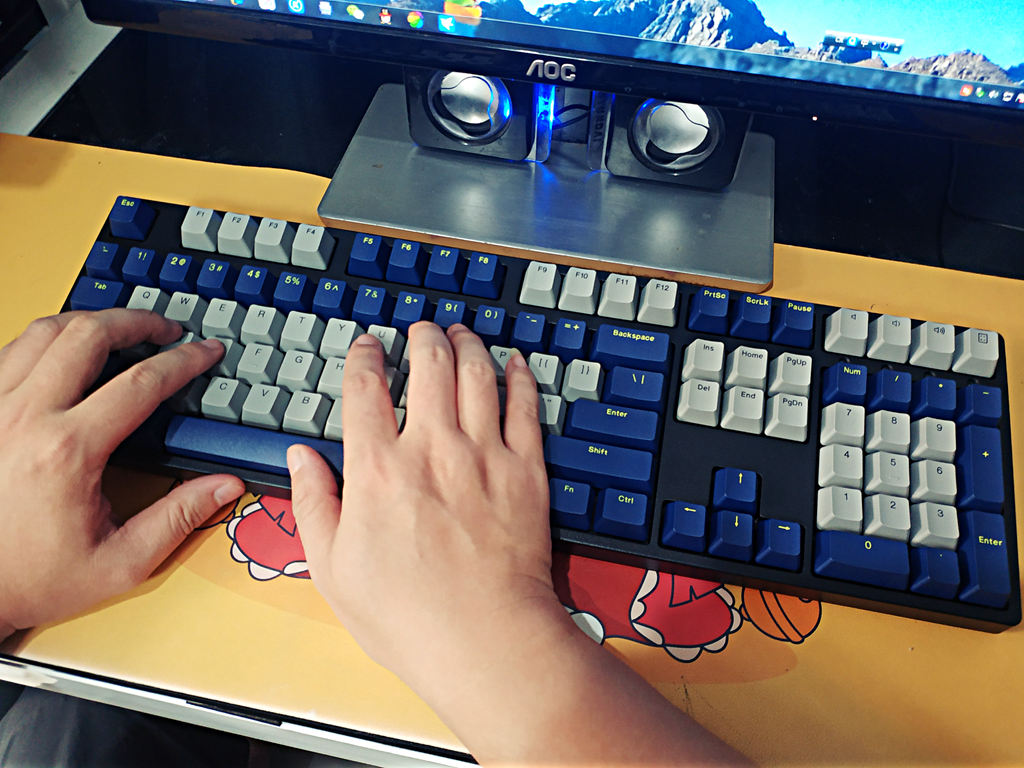 ikbcw210评测,ikbc机械键盘w210颜色