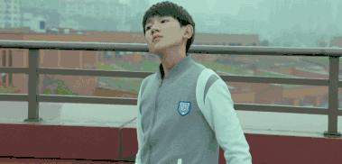 医生，我左胳膊麻木无力，会瘫痪吗？