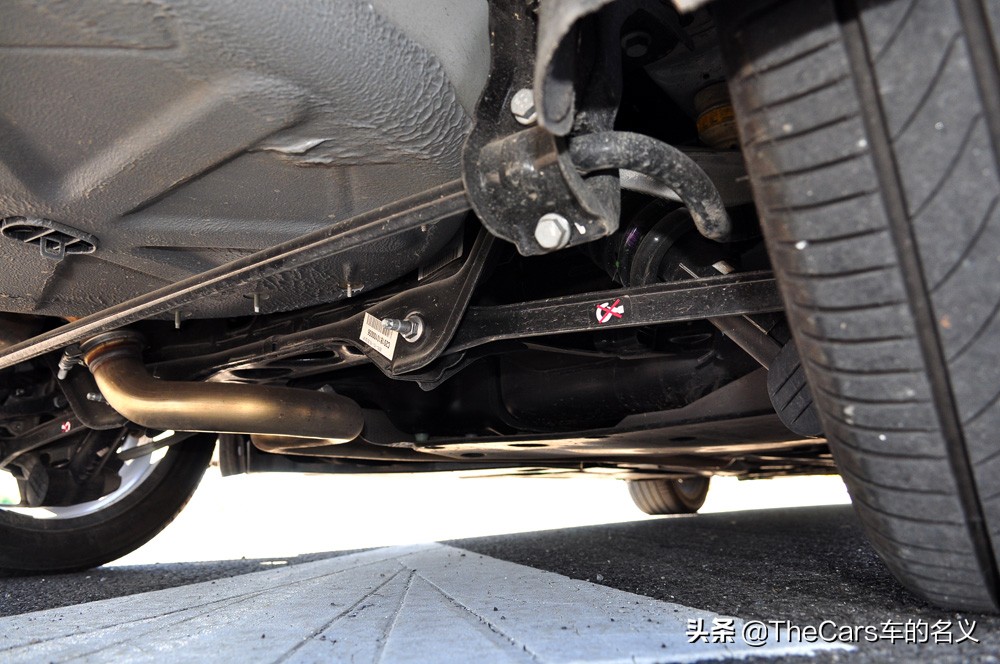 东风雪铁龙c6详细测评,试驾新一代雪铁龙c6