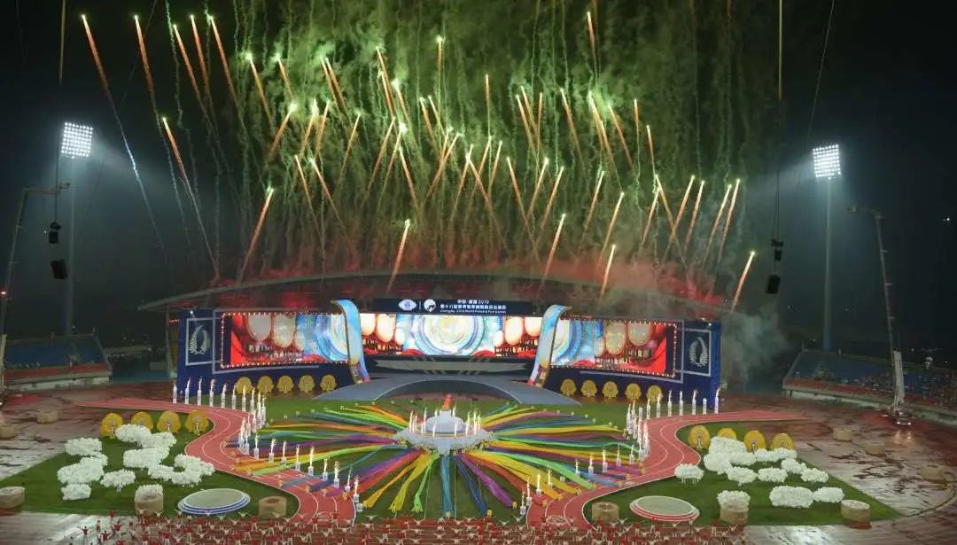 索贝荣获中国软件行业协会AA*级A**信用证书